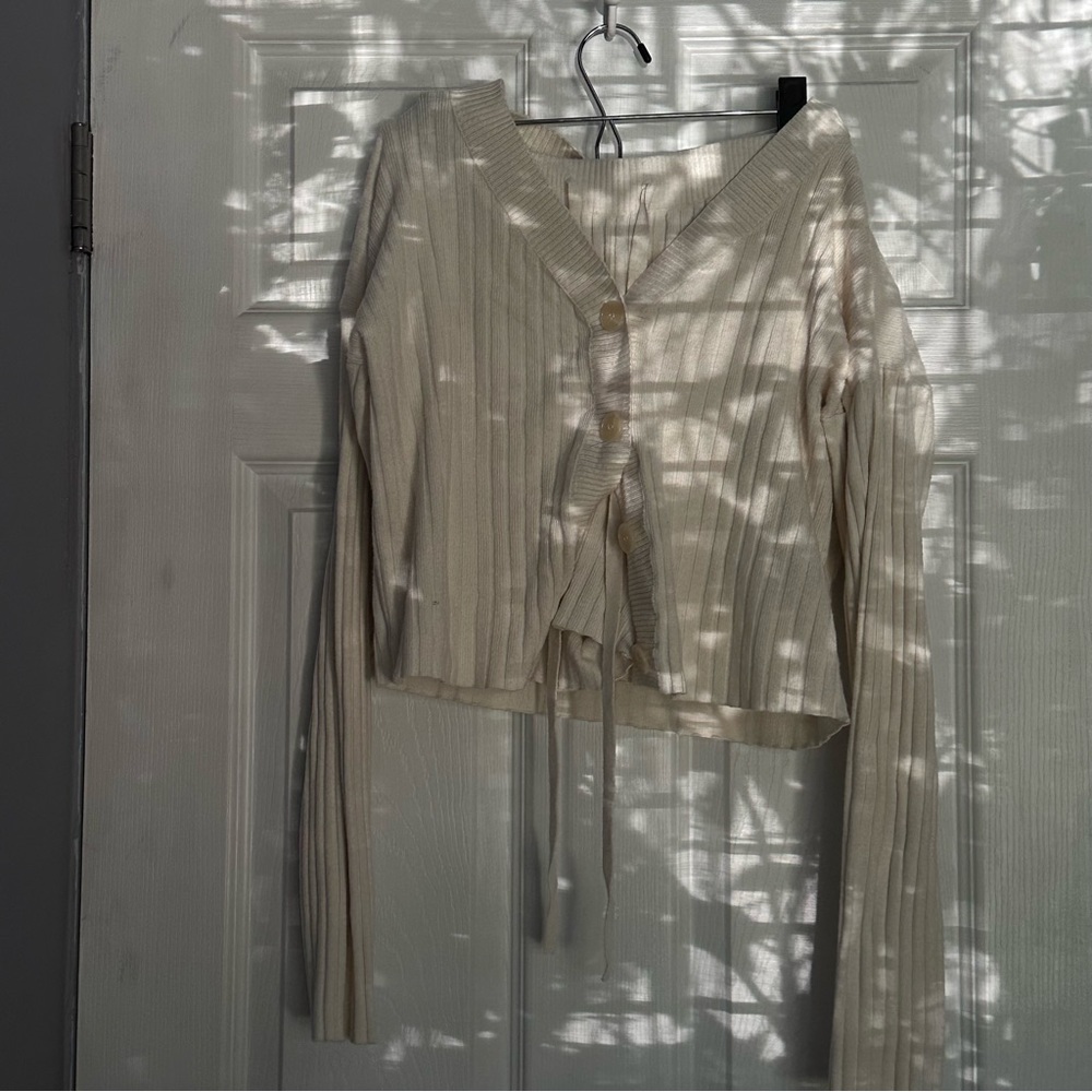 - [ ] Comfy Cream Long Sleeve & Short Set